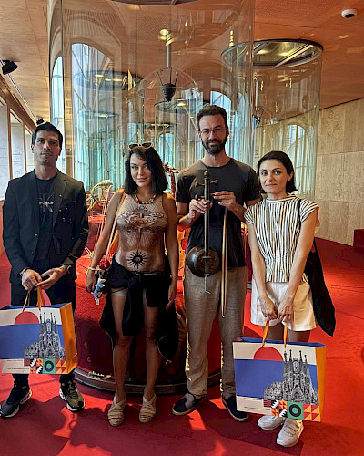 Ulviyya Mahmud presented the Azerbaijani kamancha to the Museu de la Música de Barcelona