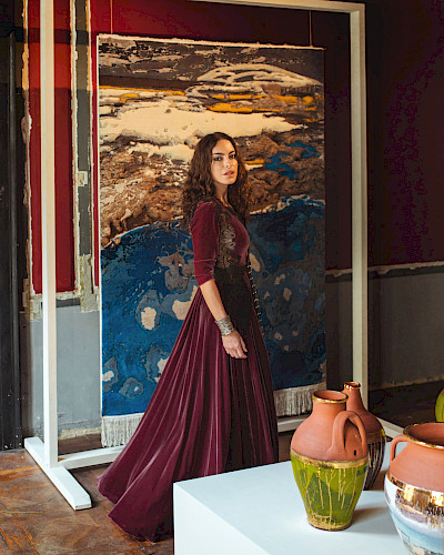 Azərbaycanlı rəssam Aida Mahmudovanın əsərləri 20-26 aprel tarixlərində İtaliyanın Milan şəhərində keçirilən "5VIE Dizayn Həftəsi" çərçivəsində nümayiş etdirilib
